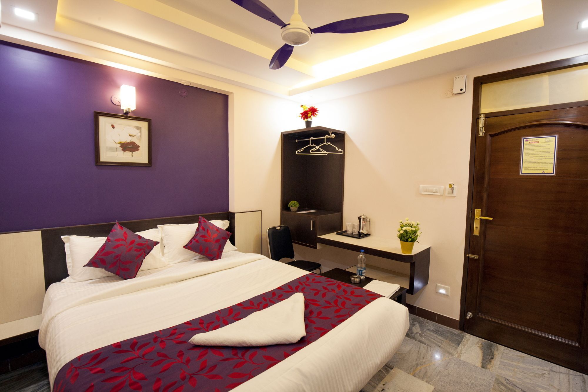 Hotel Lotus Madurai Exteriör bild