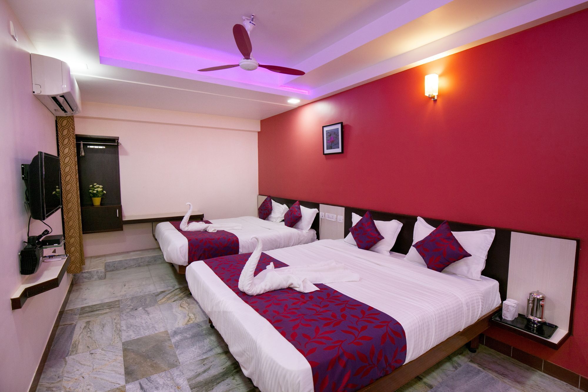 Hotel Lotus Madurai Exteriör bild